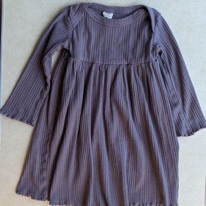 Kate Quinn long sleeve dress